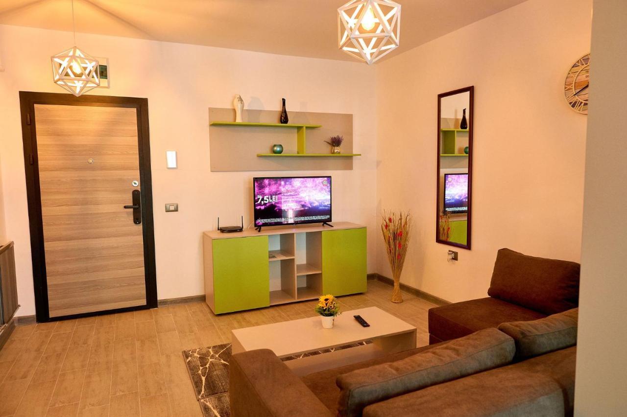 Orizont Sea View Apartment- Spa N Pools Beach Resort ママイア エクステリア 写真